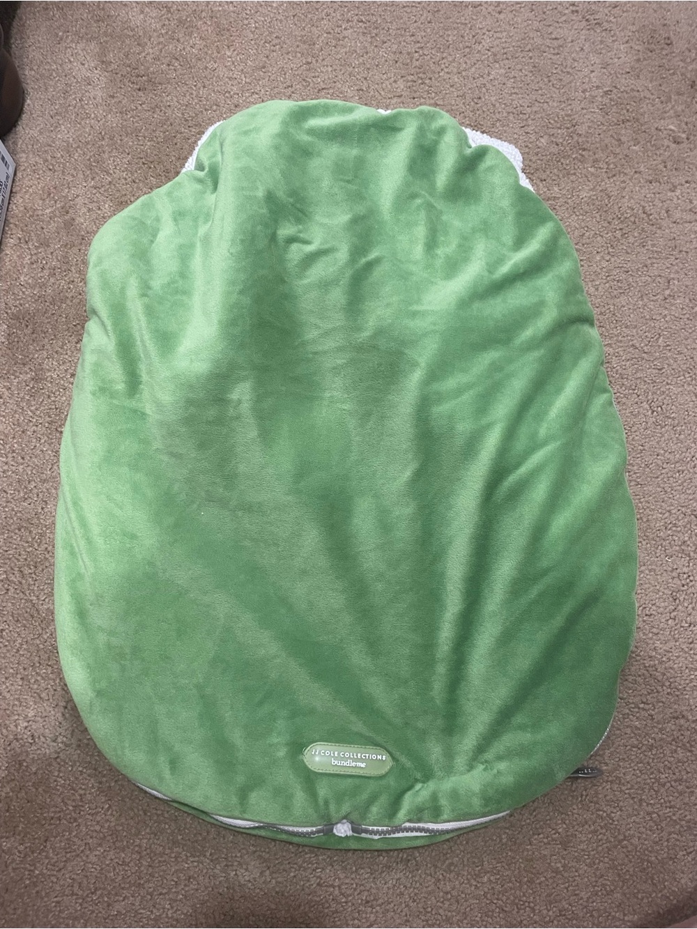 JJ Cole Kiwi Green Suede-Look Baby Nest Cover
